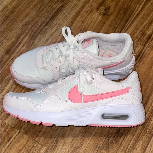 Nike Women's 9.5 sneakers air max pearl Pink white 2022 low top shoes athletic - Picture 1 of 8